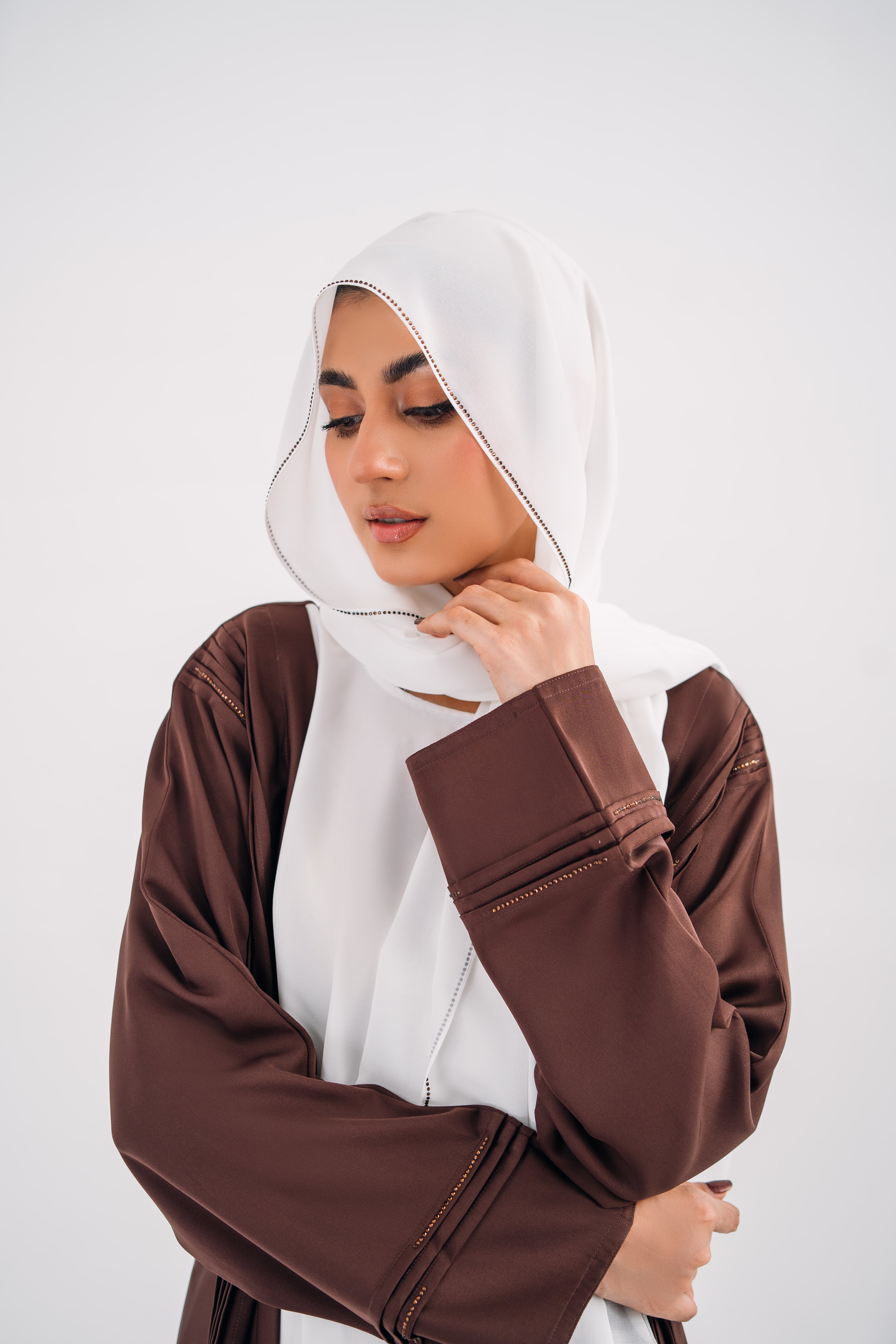 Plated Gown Maxi Abaya with Hijab – White & Brown | Open Style with Belt | Mastoor by KNJ