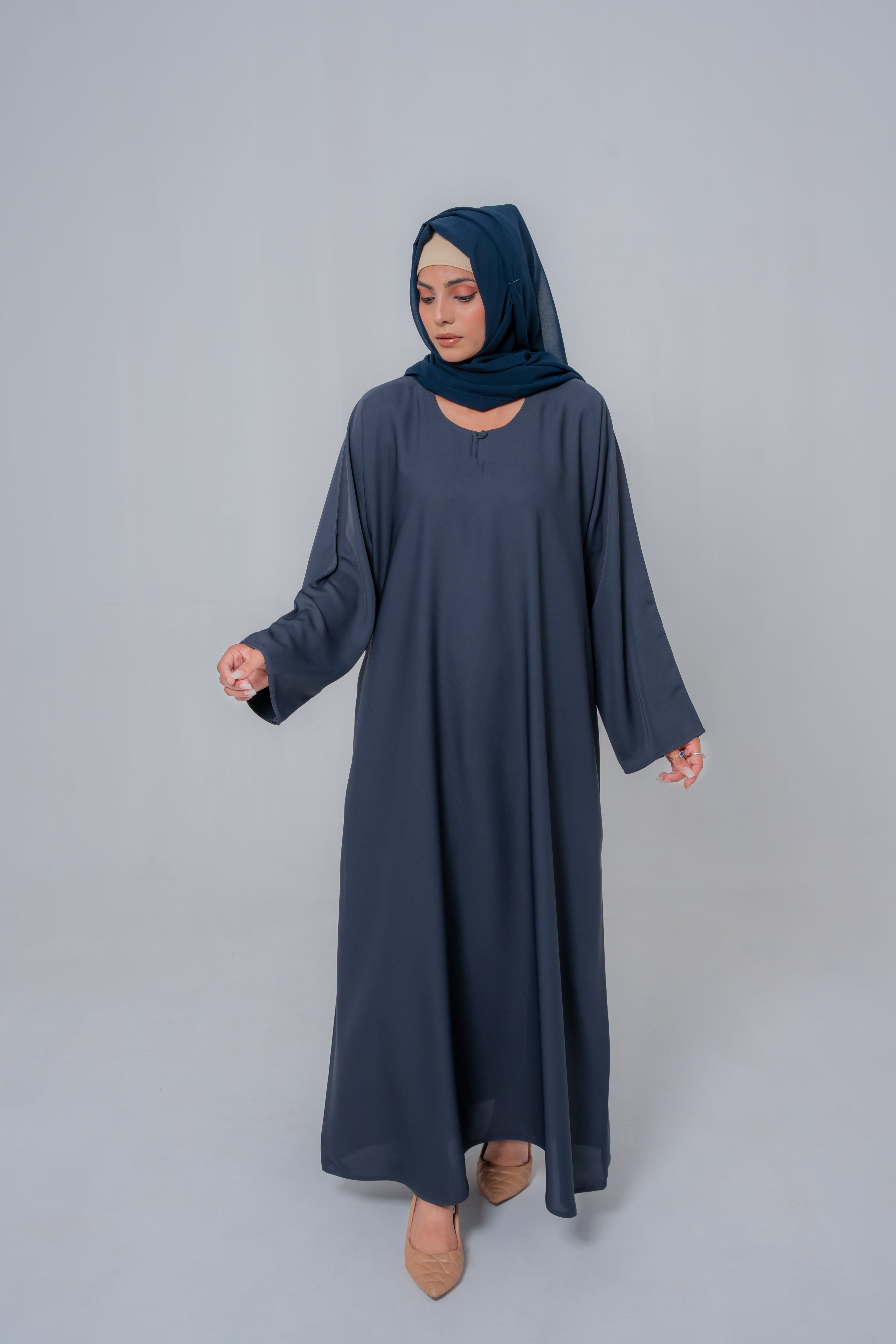 Dark Gray Basic Maxi Abaya – Modest Elegance for Everyday | Mastoor by KNJ